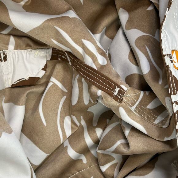 Quiksilver Men's Unlined Swim Trunks Size 36 Brown Leaf Print - Picture 13 of 15